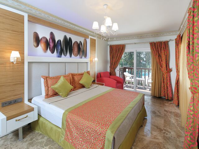 CAMELOT BOUTİQUE OTEL 3 GECE 4 GÜN