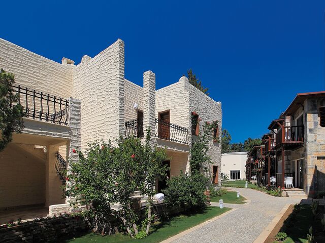 CAMELOT BOUTİQUE OTEL 3 GECE 4 GÜN