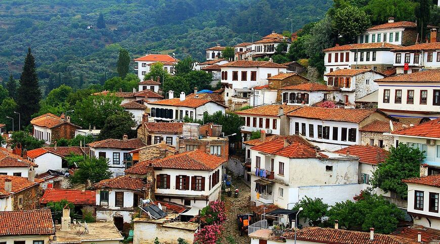 Ramazan Bayramı Özel Şirince Efes Meryem Ana Çeşme Alaçatı Turu 1 Gece Otel Konaklamalı