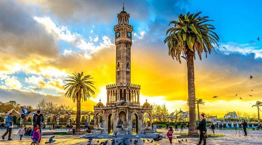 Ramazan Bayramı Özel İzmir Çeşme Alaçatı Kuşadası Şirince Efes Pamukkale Turu / 2 Gece Otel Konaklamalı