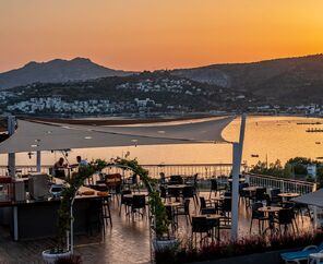 Riva Resort Bodrum +16 | 3 Gece Otel Konaklamalı | Her Şey Dahil Konsept 