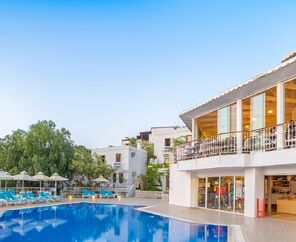Riva Resort Bodrum +16 | 4 Gece Otel Konaklamalı | Her Şey Dahil Konsept 