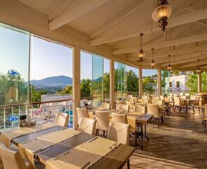 Riva Resort Bodrum +16 | 4 Gece Otel Konaklamalı | Her Şey Dahil Konsept 