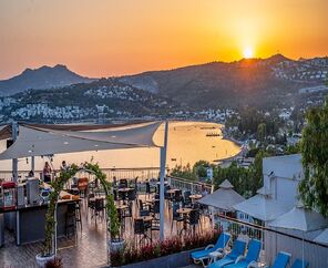 Riva Resort Bodrum +16 | 4 Gece Otel Konaklamalı | Her Şey Dahil Konsept 