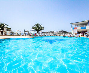 Regulus Beach Resort Bodrum Hotel 4 Gece Konaklamalı