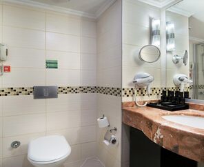 Rox Royal Beach Hotel Antalya Kemer 4 Gece Konaklamalı