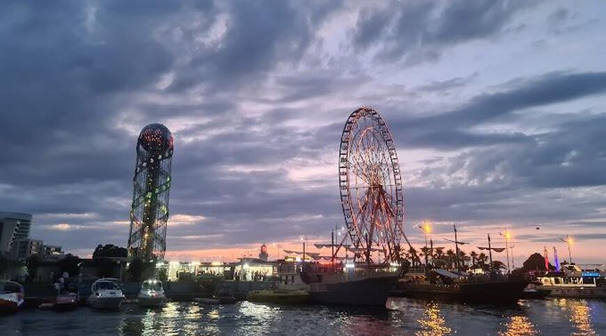 İstanbul Çıkışlı Vizesiz Uçaklı Tiflis & Batum Turu 1 Gece...